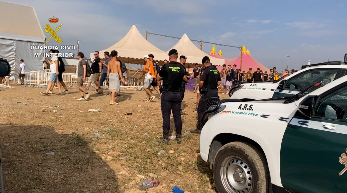 Guardia Civil establece un amplio dispositivo de seguridad con motivo del XXXI Monegros Desert Festival en Fraga