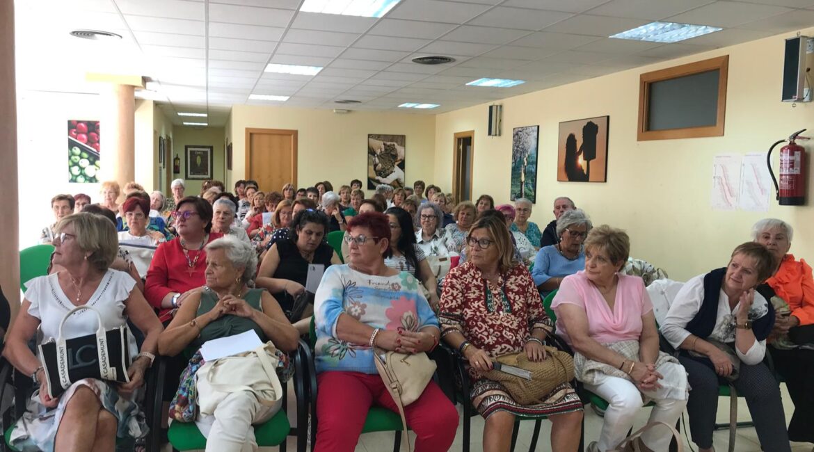 La Asociación de Familias y Mujeres del Alto Aragón se reúne en Fraga