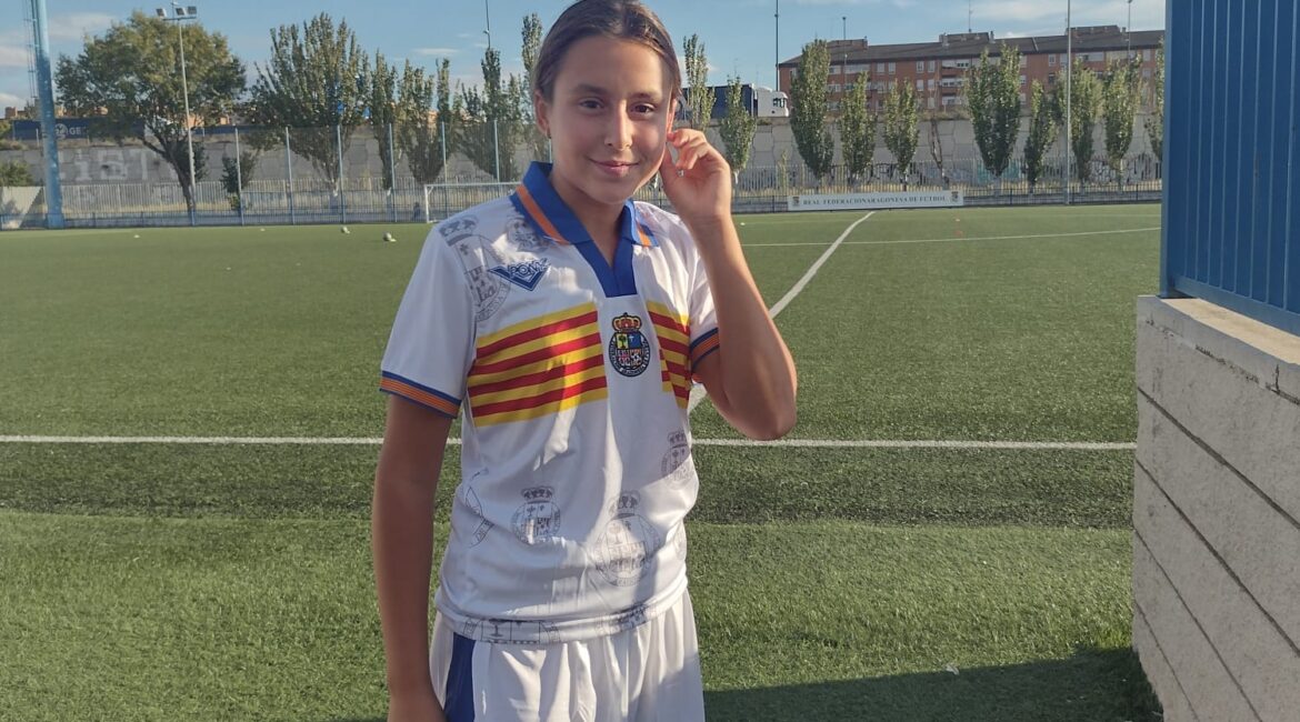 La futbolista mequinenzana María Caraballo Blas a la Selección Aragonesa