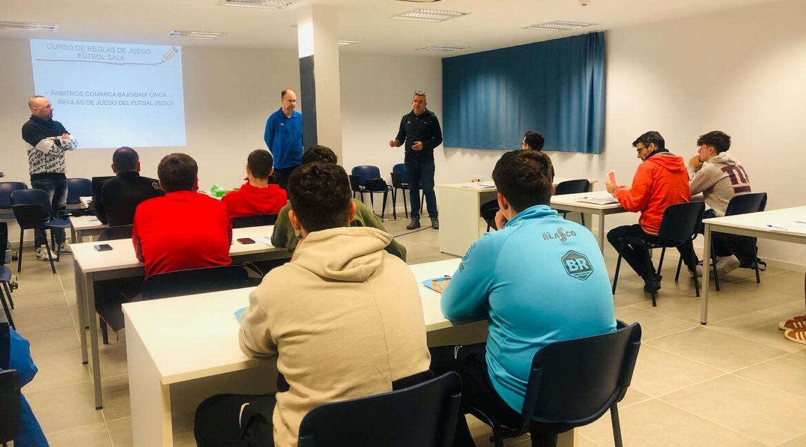 Curso de árbitro de fútbol sala en Fraga