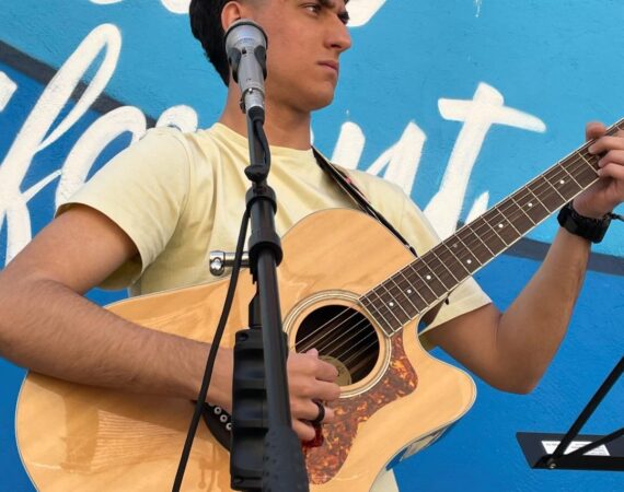 El cantautor fragatino Jordi Cabós «Lapiaz» entre los finalistas para representar a Lleida en OPFEST 2024