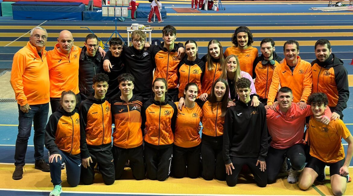 El Club Atletismo Fraga disputa este domingo el Campeonato de Aragón de clubes Short Track