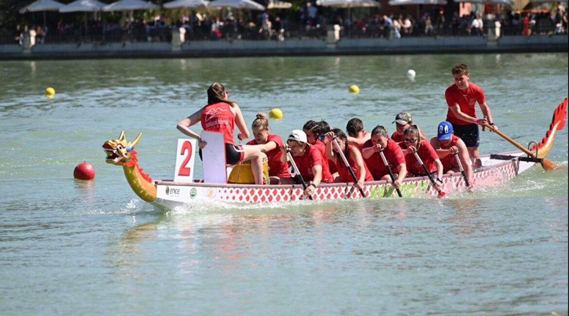 El Barco Dragón llega a Mequinenza junto al Campeonato de Aragón de piragüismo