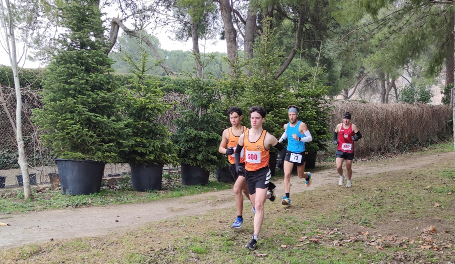 Fadwa Lachaab y Álex Margalló se imponen en el XIV Cross de La Estacada