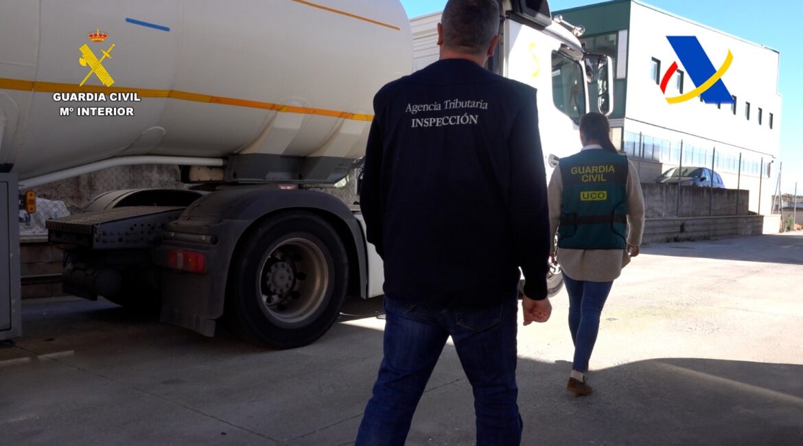 Desarticulada una organización criminal que defraudó 184 millones en el sector del combustible