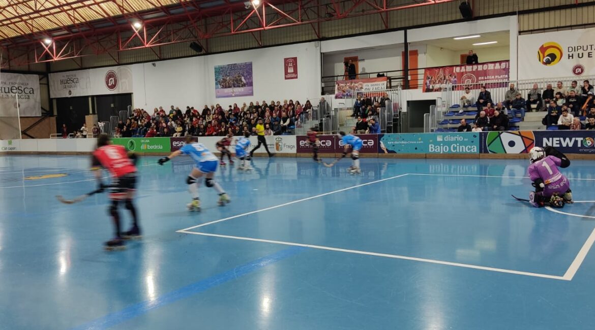 El Club Patín Fraga vence 2-0 al Telecable y se consolida como aspirante al título de liga